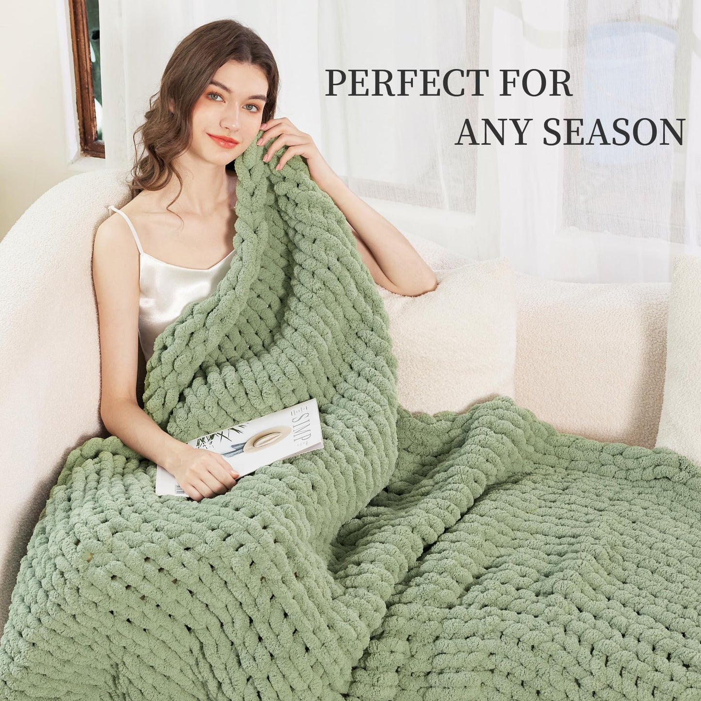 Chunky Knit Blanket Throw, 100% Hand Knit Chenille Throw Blanket for Sofa & Home Decor, Soft and Cozy Knitted Throw Blankets